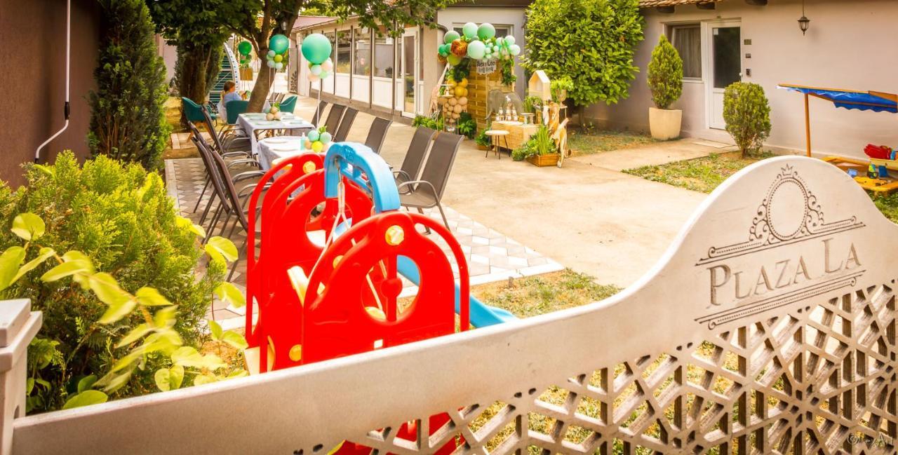 Plaza La - Night And Spa Sremska Mitrovica Ngoại thất bức ảnh